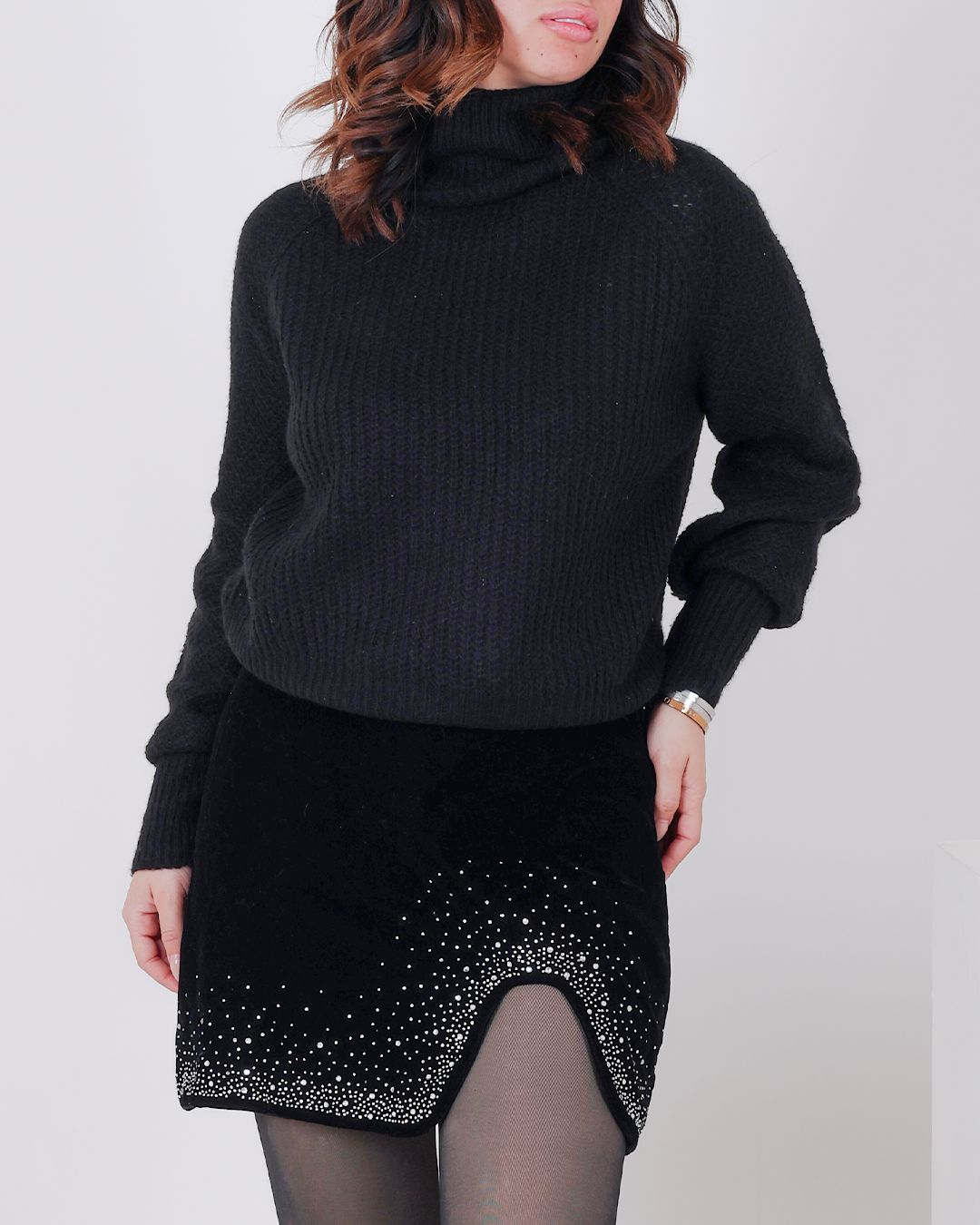 Forever Black Pullover
